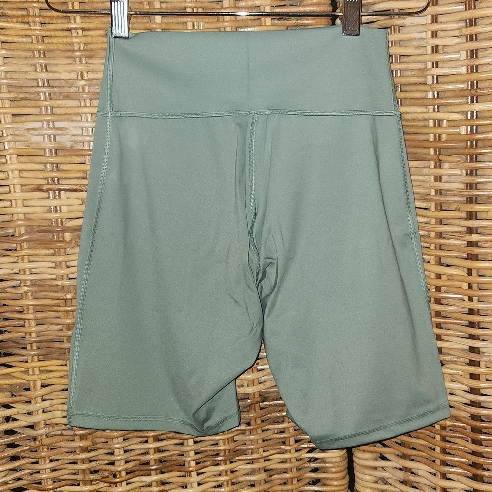 Gymshark Elevate Cycling Shorts L NIP NWT - image 2